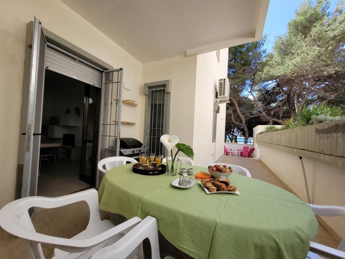 Fronte Pineta Mare Rivabella Appartement Buitenkant foto