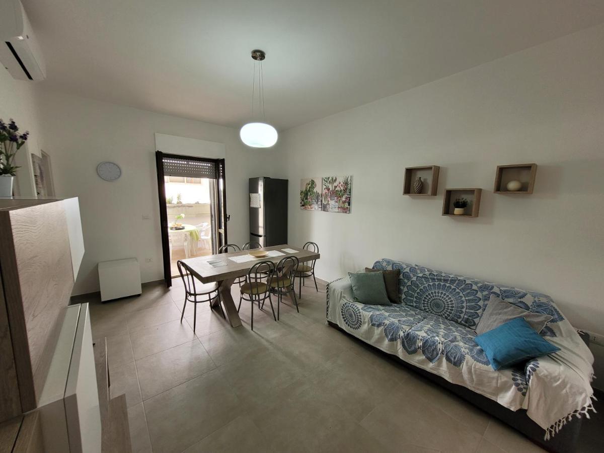Fronte Pineta Mare Rivabella Appartement Buitenkant foto