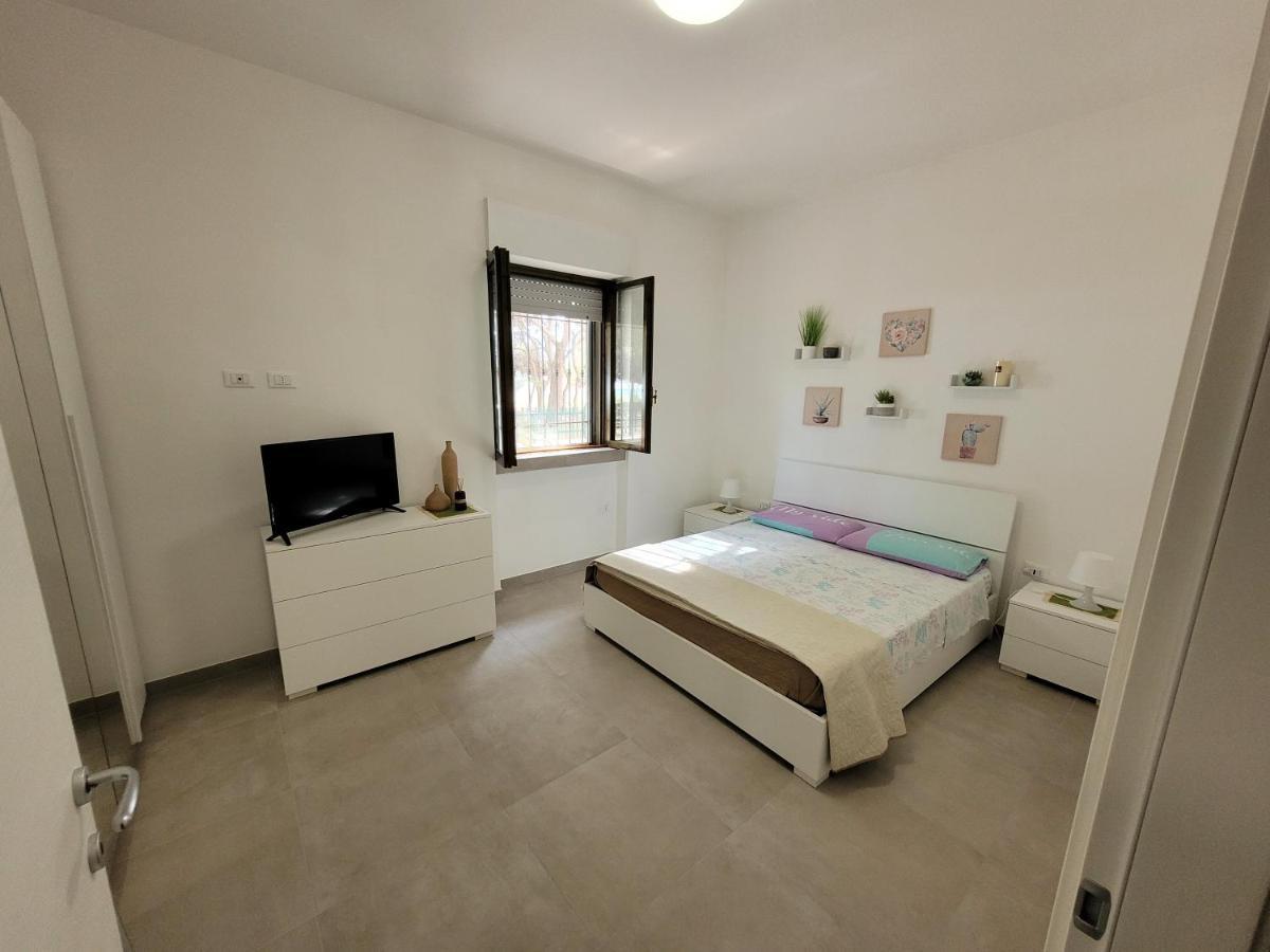 Fronte Pineta Mare Rivabella Appartement Buitenkant foto